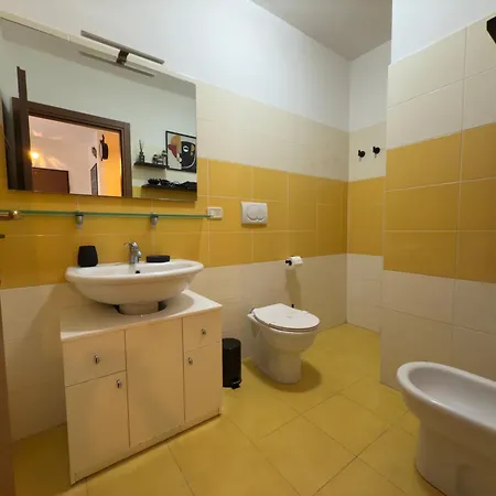 Monolocale + Ampio Terrazzo Appartement
