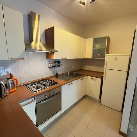Monolocale + Ampio Terrazzo Appartement