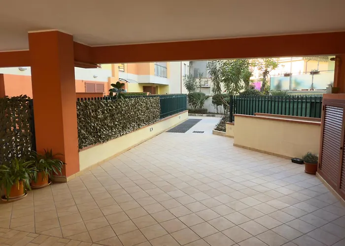 Monolocale + Ampio Terrazzo 아파트 그레세토