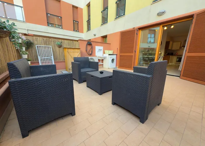 Monolocale + Ampio Terrazzo * 그레세토